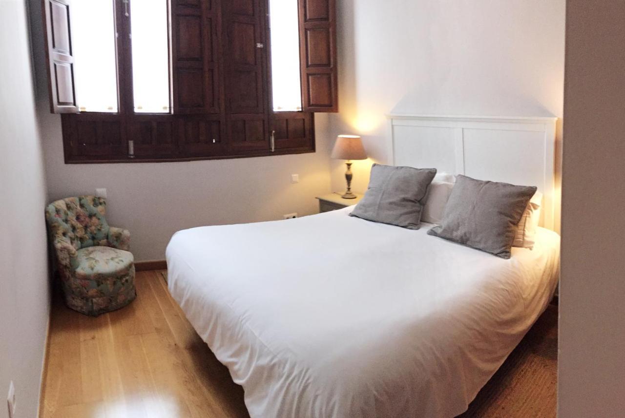 19Th Century Sevillian Apartment Sevilla Exterior foto